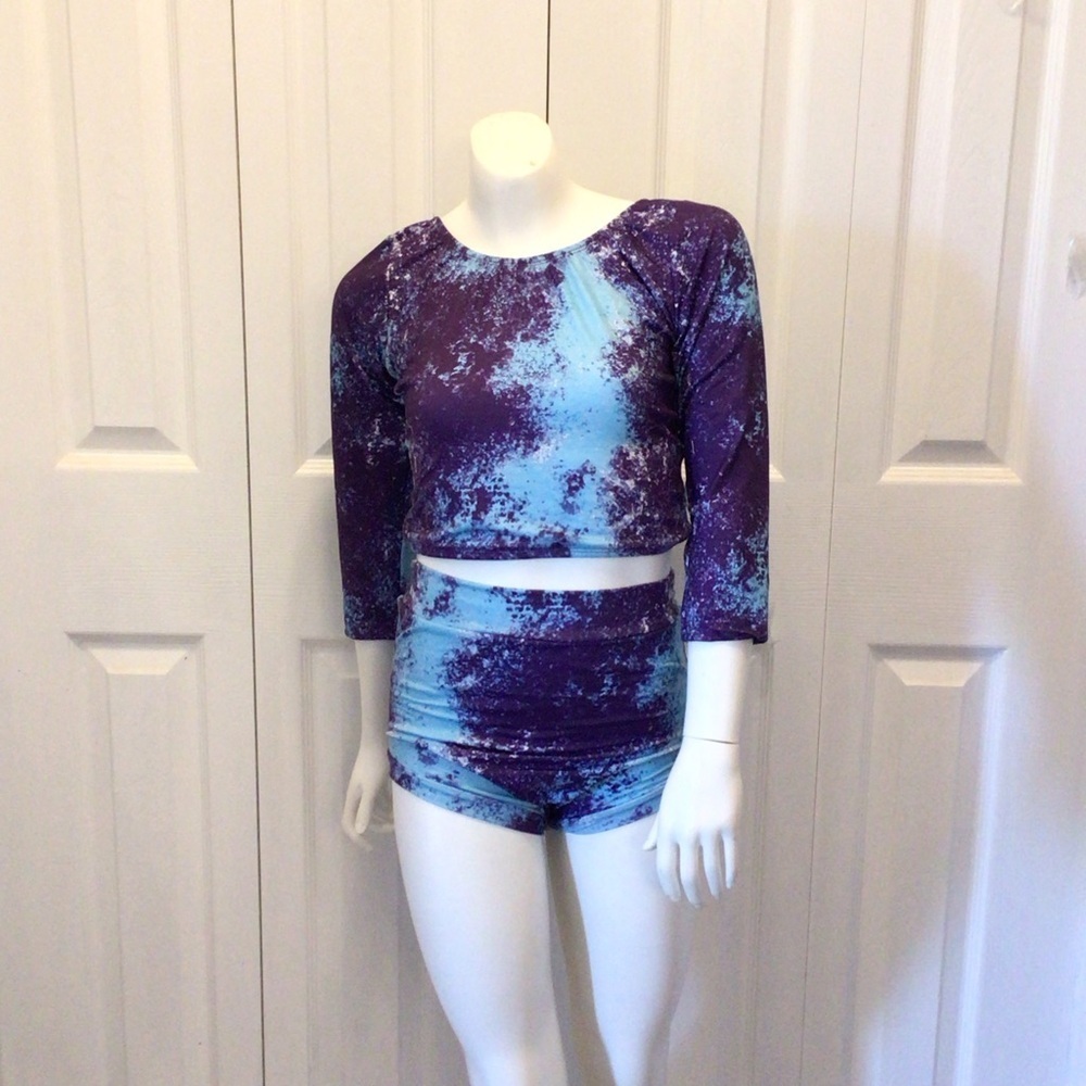 NWOT ISP Dancewear Teen 2pc Blue Tie Dye Strappy Back Top & Brief Set AXS/AS.